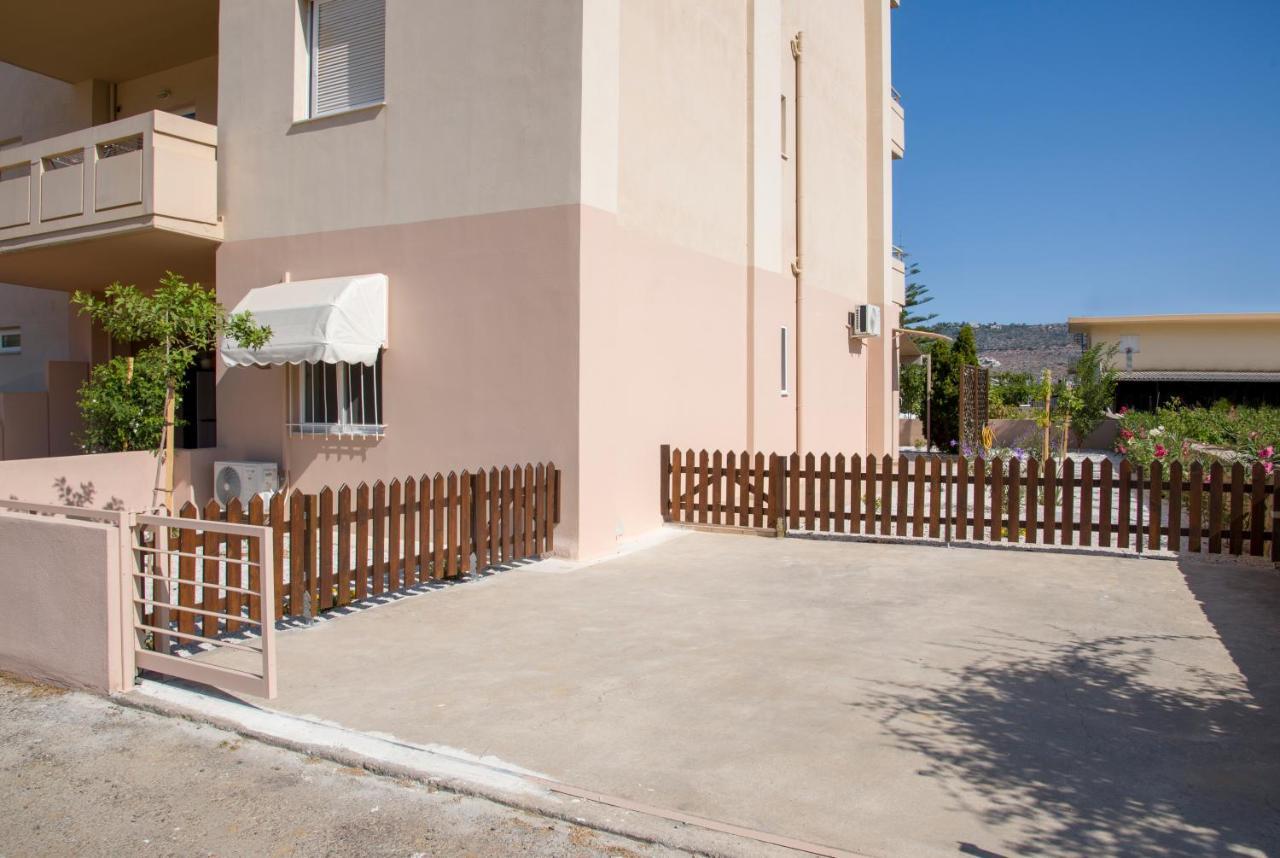 Apartment Peris House Souda